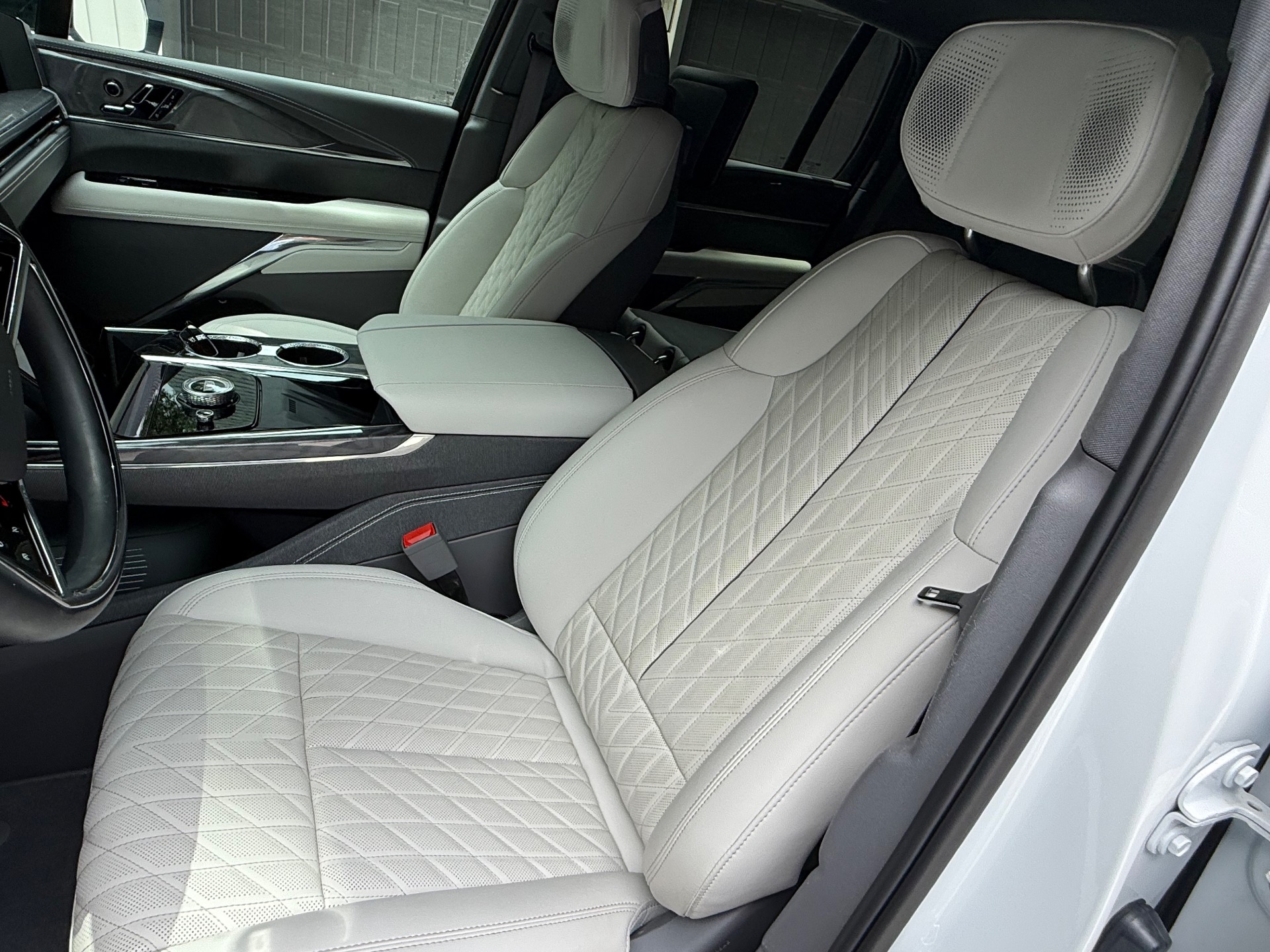 cadillac escalade iq 2025 1GYTECKLXSU102855 image cadillac escalade iq 2025 1GYTECKLXSU102855 image